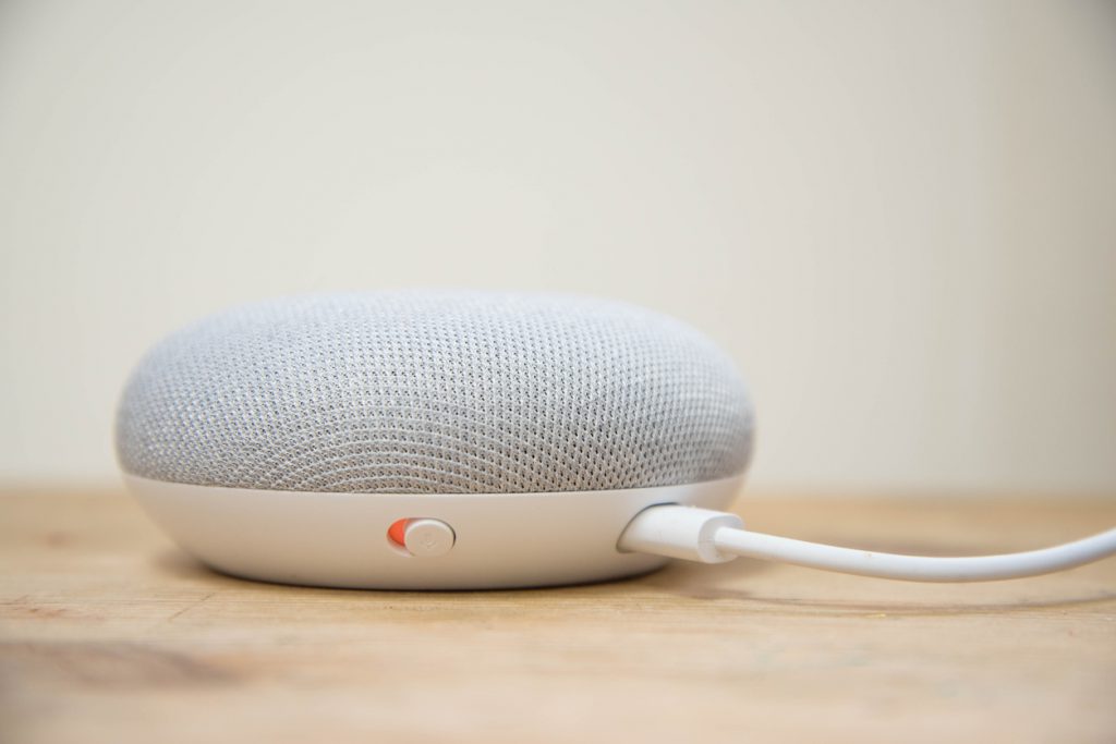 Google launches omniscient, voice-controlled Home device